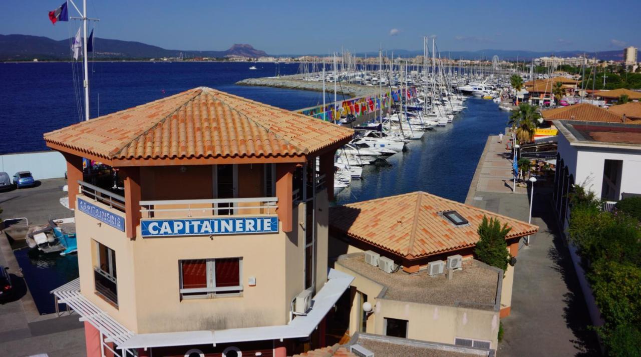 Grand F2 quartier Les Plaines, Boulouris proche mer et port Santa-Lucia Saint-Raphaël Extérieur photo